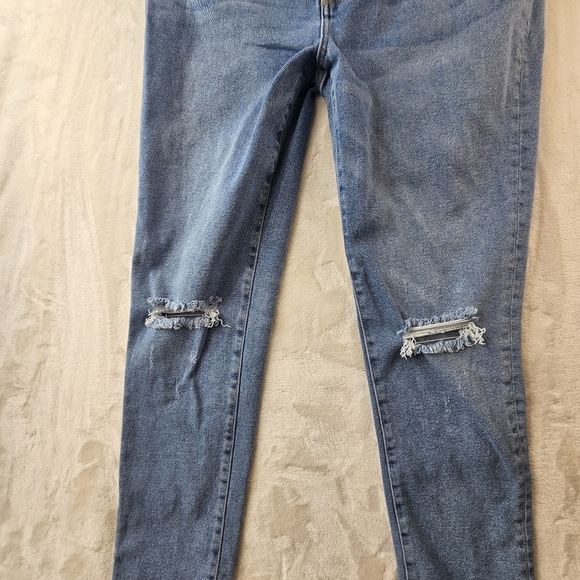 KanCan Jeans Women’s Junior’s 11 29 Waist Distressed Straight Leg Button Fly - Picture 6 of 15